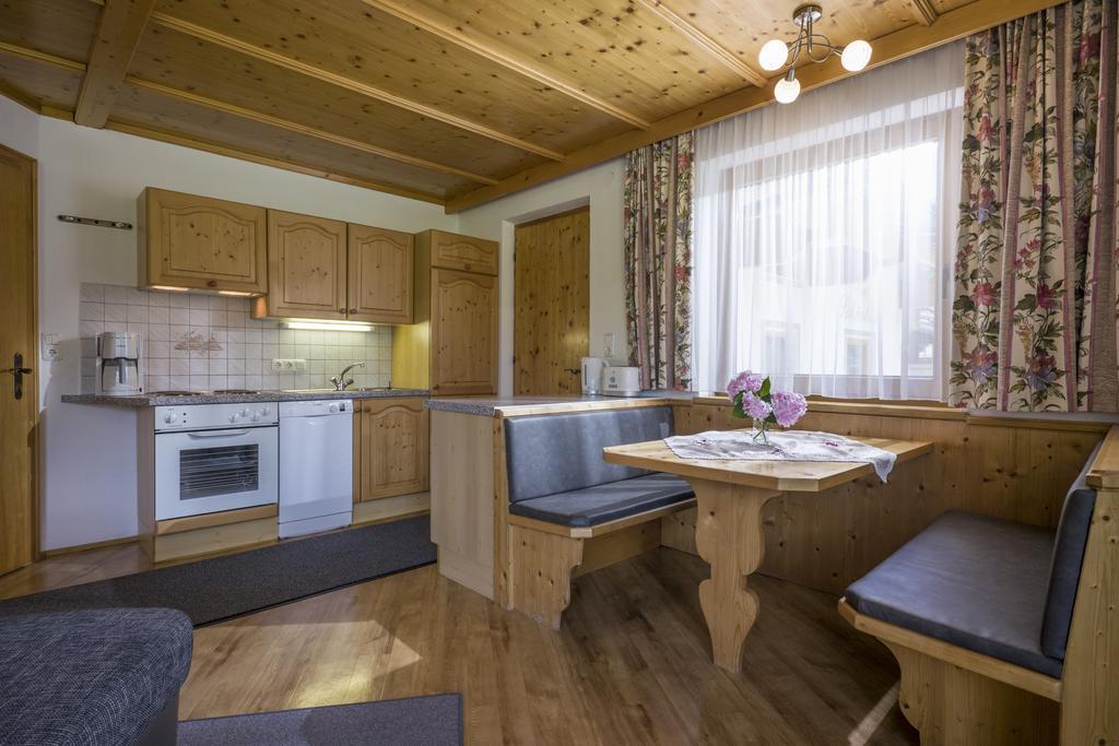 Anja'S Schoenblick - Bed & Breakfast Герлос Екстер'єр фото